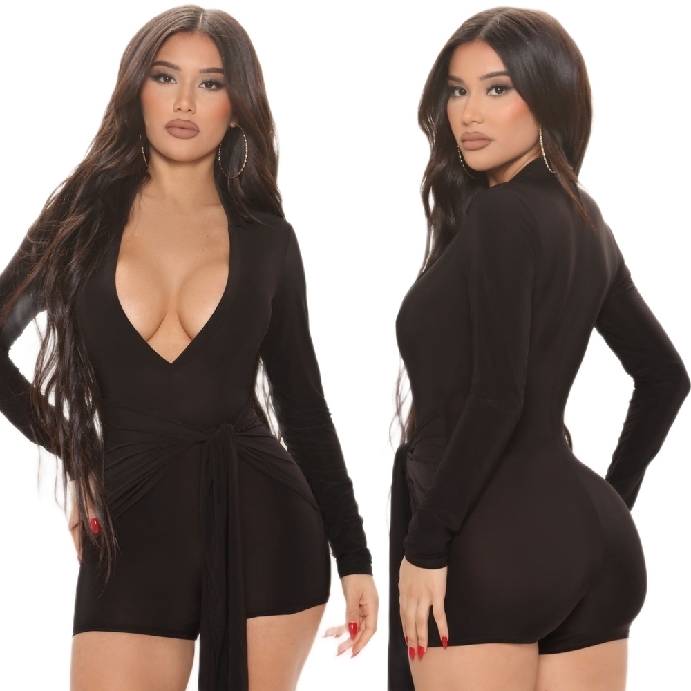 NWT BLACK SLINKY PLUNGE NECK TIE WAIST ROMPER